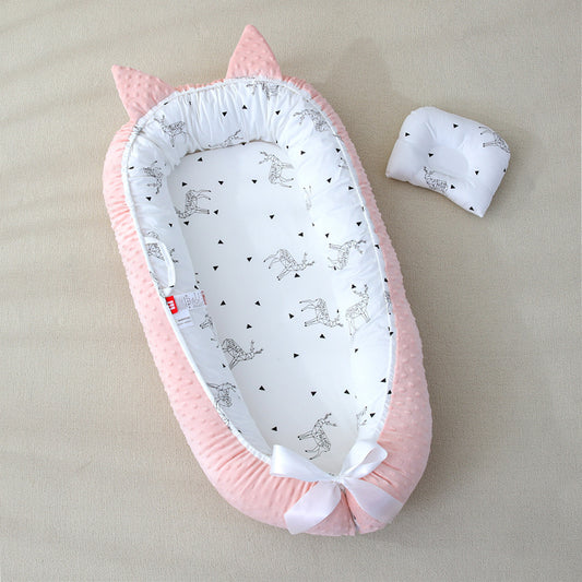 Bebe cocon Pour Nouveau-Né │ PetiteSouris™ - Chevreuil présenté avec son oreiller séparément