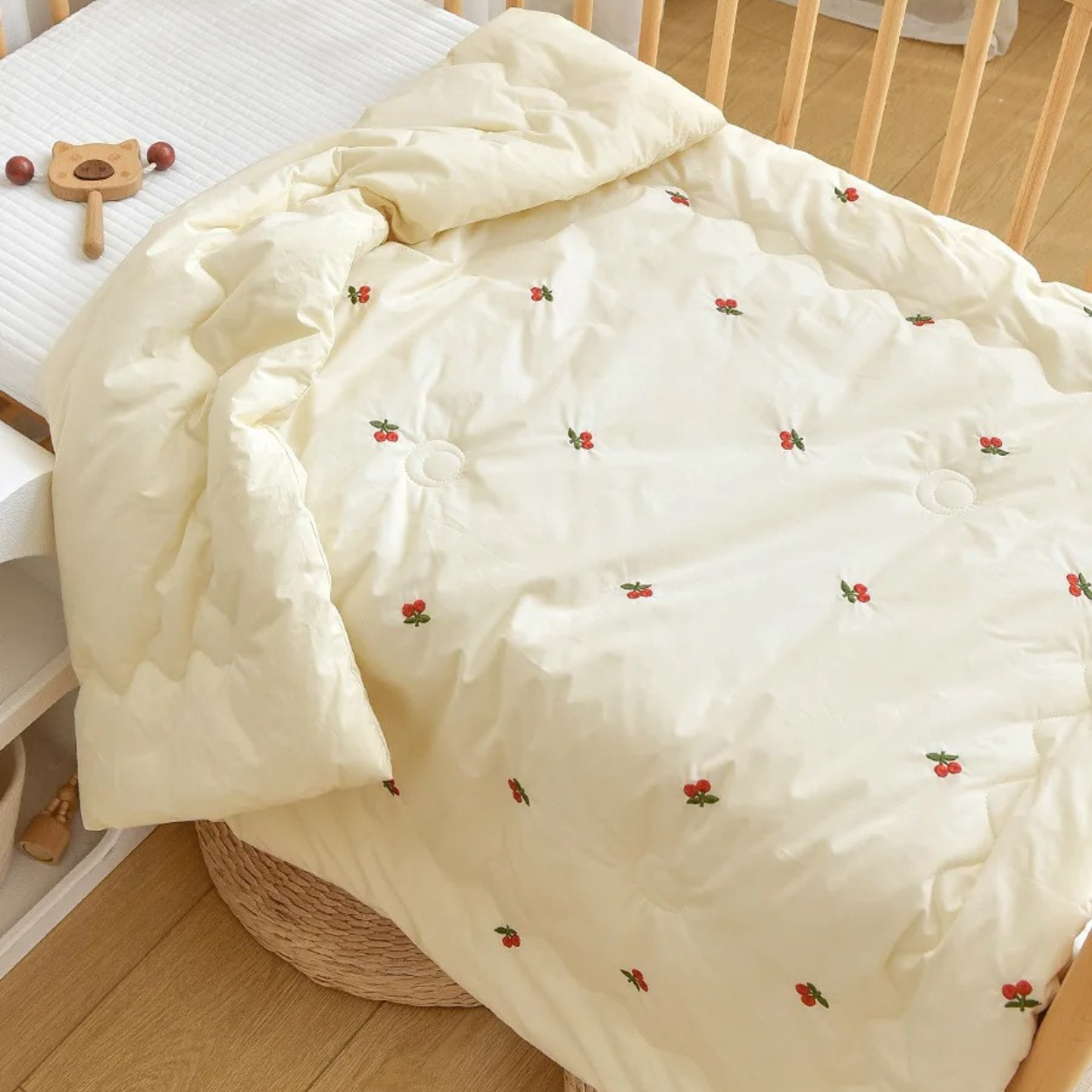 Couette BEBE Hypoallergénique│Caméline™_-_Decor_Cerise