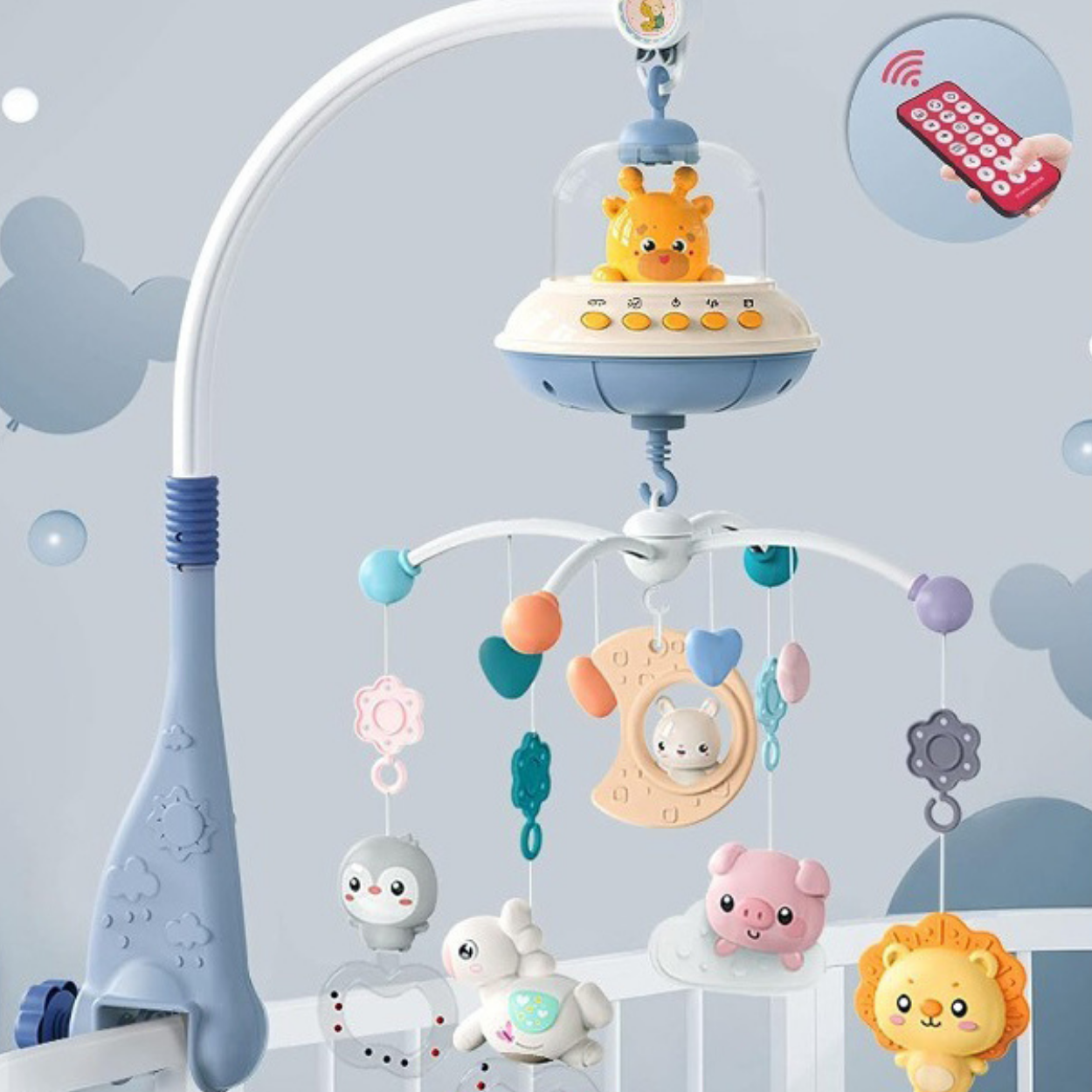 Gros plan sur les figurine et la télécommande du Mobile Musical Bébé Animaux-BabyLulla_
