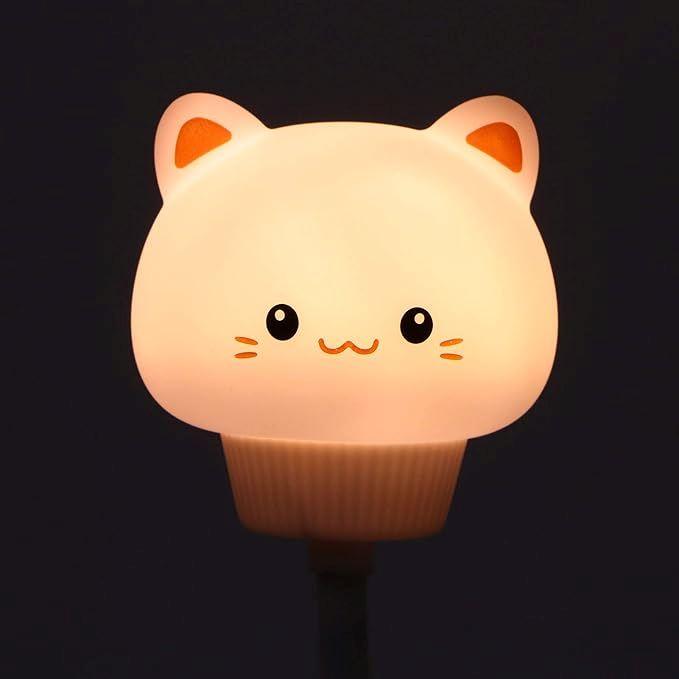 Gros plan sur la tête de la VEILLEUSE BEBE-SweetDream™-Chat