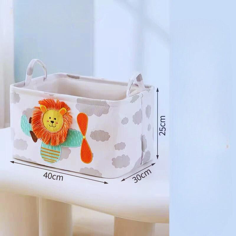 Panier de rangement bébé rectangulaire motif lion 40x30x25 cm, idéal pour jouets, couches ou vêtements, pratique et décoratif pour la chambre de bébé.