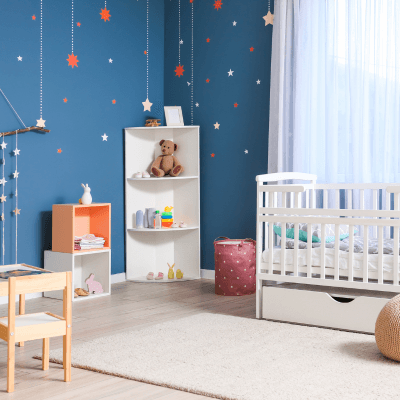 image pour collection chambre de bébé - Un chambre de bébé avec d&coration scandinave élégante et mur bleu