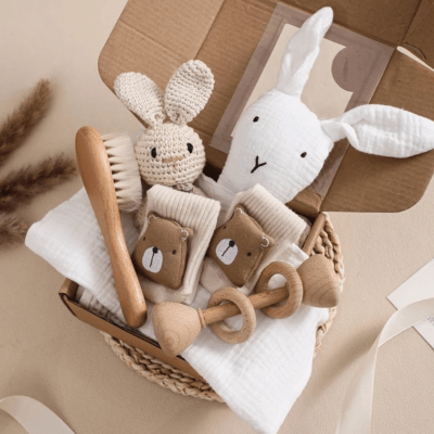 COFFRET POUR BEBE LAPIN - avec accessoires pour bebe blancs