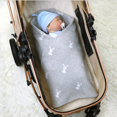 Bebe_dormant_profondement_avec_la_Couverture BEBE Lapin│Doudinou™