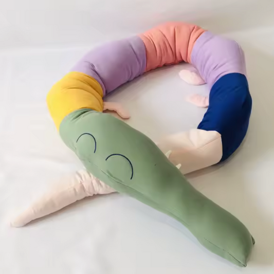 Tour de lit respirant crocodile reveur multicolor enroulé en boucle